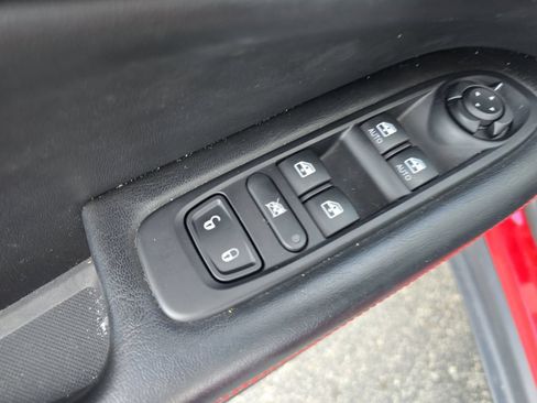 Used 2021 Jeep Compass Trailhawk AWD/4WD image 19