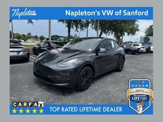 Used 2024 Tesla Model Y Long Range RWD video 1