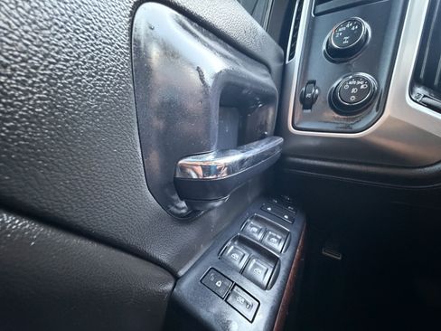 Used 2014 GMC Sierra 1500 SLE w/ SLE Value Package AWD/4WD image 21