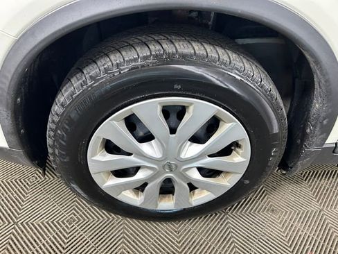 Used 2015 Nissan Rogue S AWD/4WD image 11