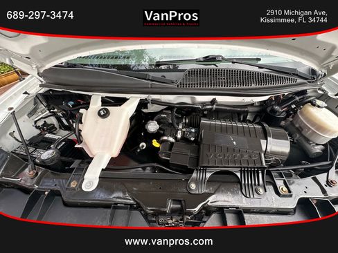 Used 2017 Chevrolet Express 2500 image 16