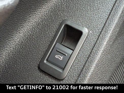 Used 2019 Audi Q3 2.0T Premium image 31