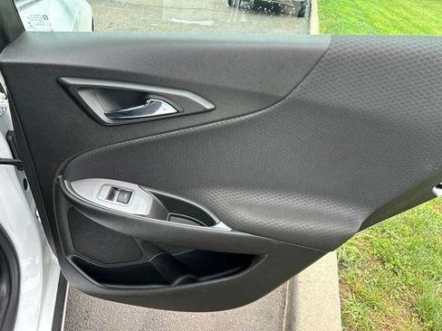 Used 2023 Chevrolet Malibu LT FWD image 39