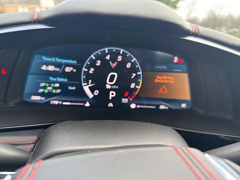 Used 2025 Chevrolet Corvette Z06 image 17