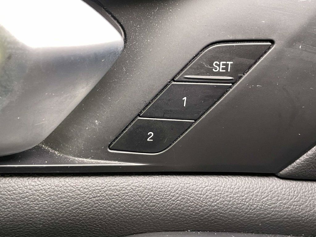 Used 2020 BMW X5 xDrive40i w/ Convenience Package AWD/4WD image 33