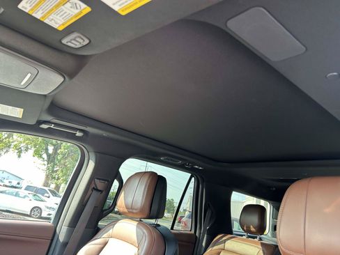 Used 2025 Lincoln Navigator Reserve AWD/4WD image 25