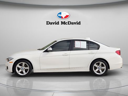 Used 2015 BMW 320i Sedan image 2