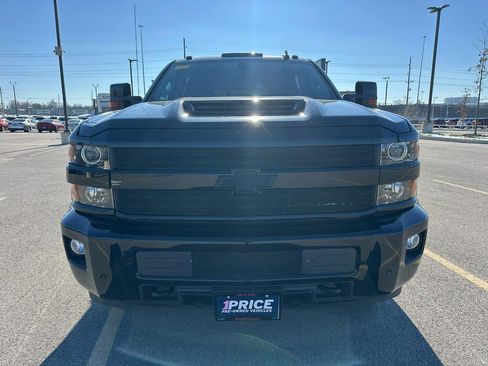 Used 2019 Chevrolet Silverado 2500 LTZ w/ Duramax Plus Package image 9