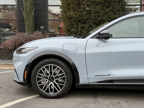 Used 2024 Ford Mustang Mach-E Premium image 10