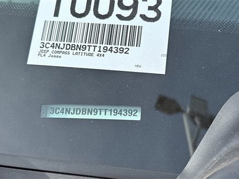 New 2026 Jeep Compass Latitude image 26