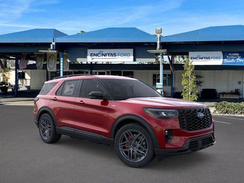New 2026 Ford Explorer ST-Line w/ ST-Line Street Pack image 7