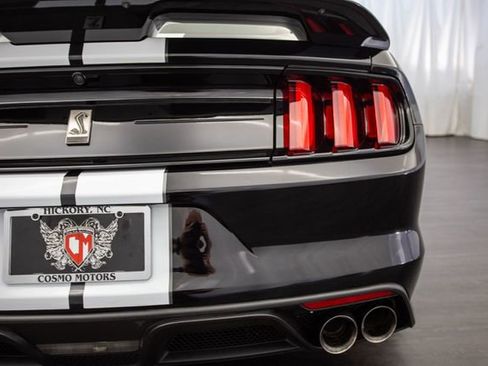 Used 2020 Ford Mustang Shelby GT350 w/ Technology Package image 35