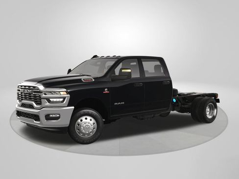 New 2025 RAM 3500 Big Horn AWD/4WD image 2