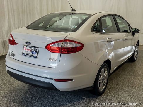 Used 2019 Ford Fiesta SE image 8