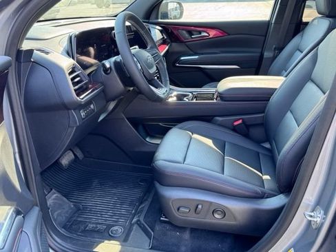 New 2026 Chevrolet Traverse Z71 w/ Driver Confidence Package AWD/4WD image 11