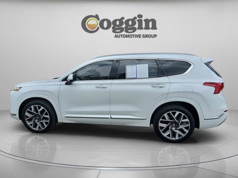 Used 2023 Hyundai Santa Fe Calligraphy FWD image 2