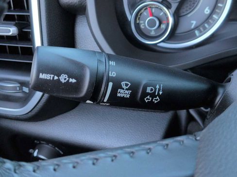 Used 2023 RAM 1500 Big Horn image 26