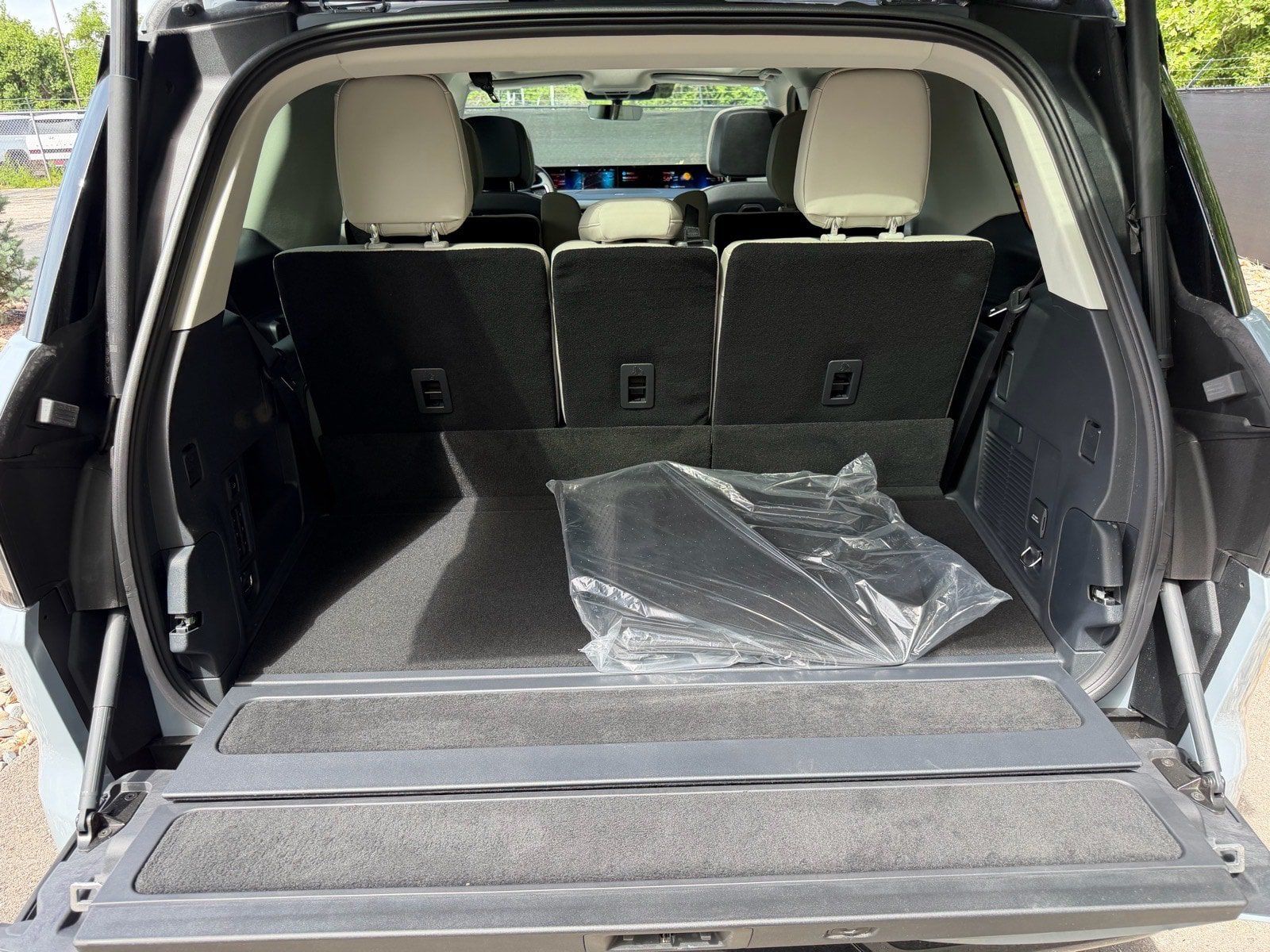 New 2026 Lincoln Navigator Reserve AWD/4WD image 17