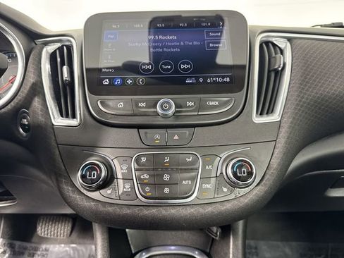 Used 2020 Chevrolet Malibu LT FWD image 9