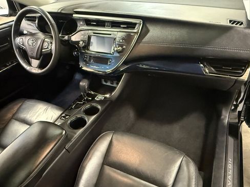 Used 2015 Toyota Avalon XLE Touring Sport Edition FWD image 2