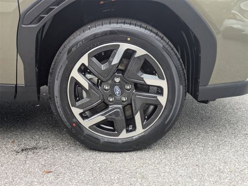 New 2025 Subaru Forester Limited image 11