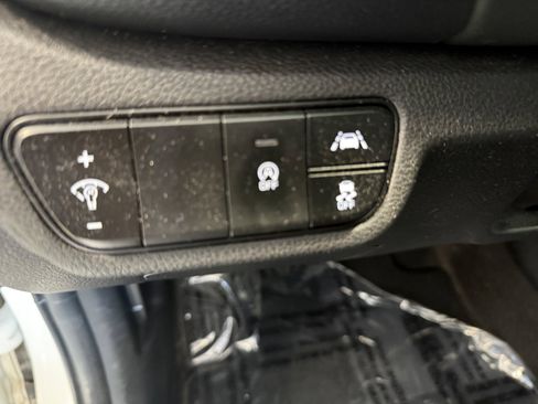 Used 2022 Kia Seltos SX w/ Sunroof Package AWD/4WD image 19