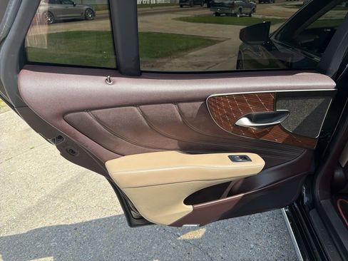 Used 2020 Lexus LS 500 w/ Interior Upgrade Package image 14