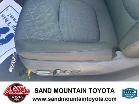 Used 2025 Toyota RAV4 XLE FWD image 14