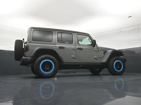 Used 2023 Jeep Wrangler Unlimited Rubicon 4xe w/ Cold Weather Group AWD/4WD image 24