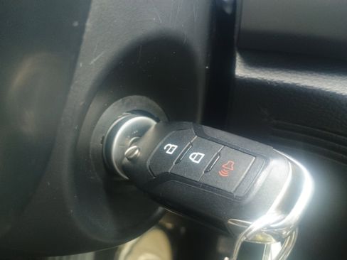 Certified 2019 Ford Ranger XL w/ Equipment Group 101A Mid image 30