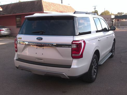 Used 2018 Ford Expedition XLT w/ Equipment Group 202A image 4