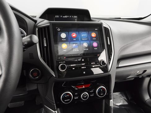 Used 2020 Subaru Forester Limited image 10