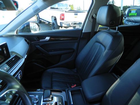Used 2018 Audi Q5 2.0T Premium Plus w/ Premium Plus Package image 13