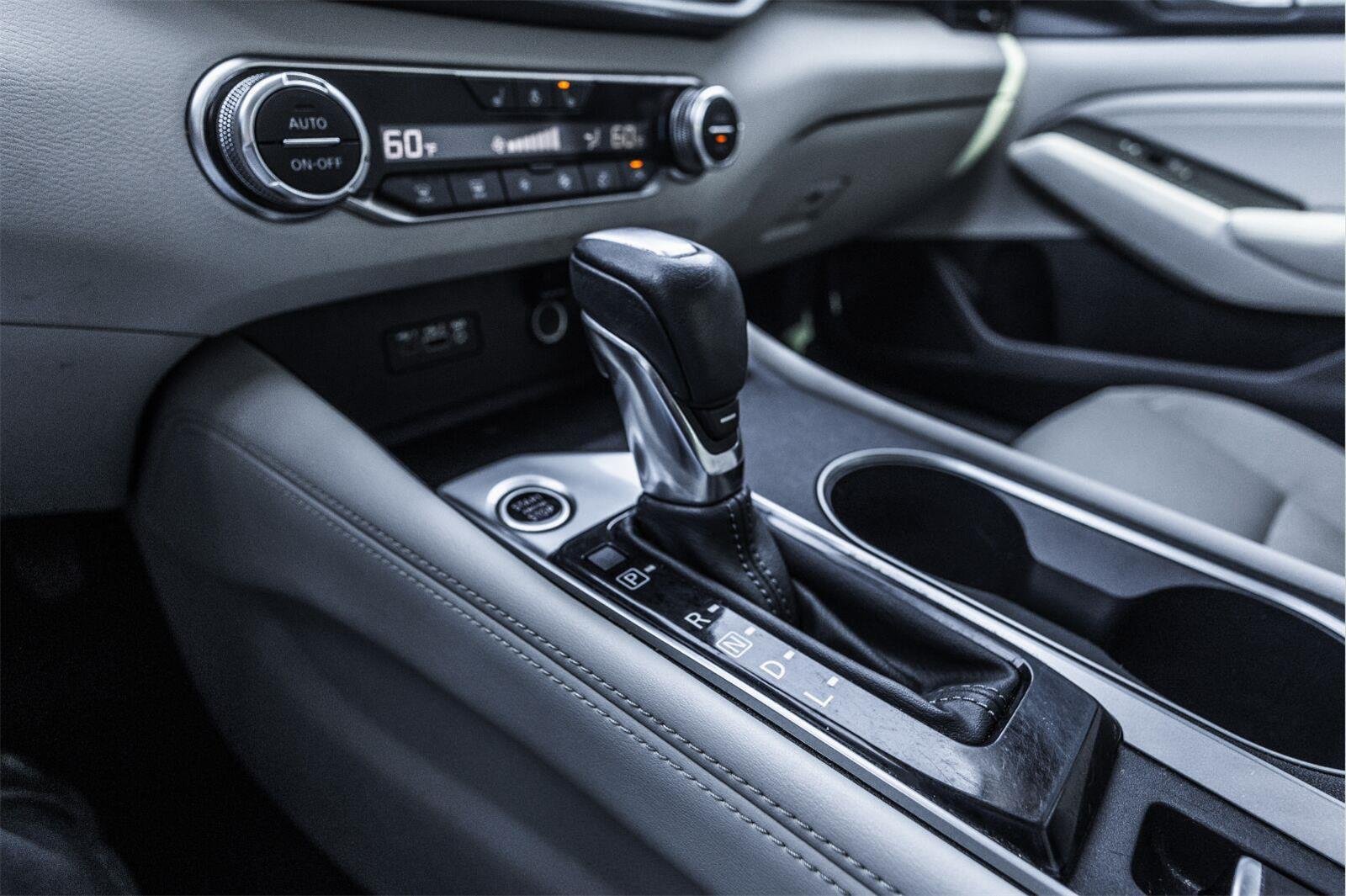 Used 2019 Nissan Altima 2.5 Platinum FWD image 13