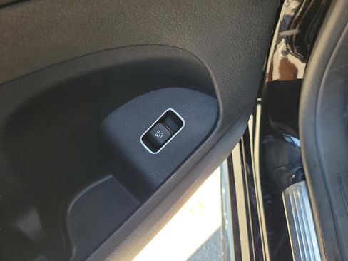 Used 2024 Mercedes-Benz GLE 53 AMG 4MATIC Coupe image 17