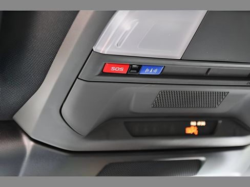 Certified 2025 Subaru Crosstrek 2.5i Wilderness w/ Crosstrek Mirror Package AWD/4WD image 36
