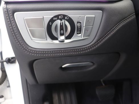 Used 2020 BMW 740i RWD image 25