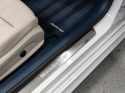 Used 2022 Mercedes-Benz E 450 4MATIC Cabriolet image 14