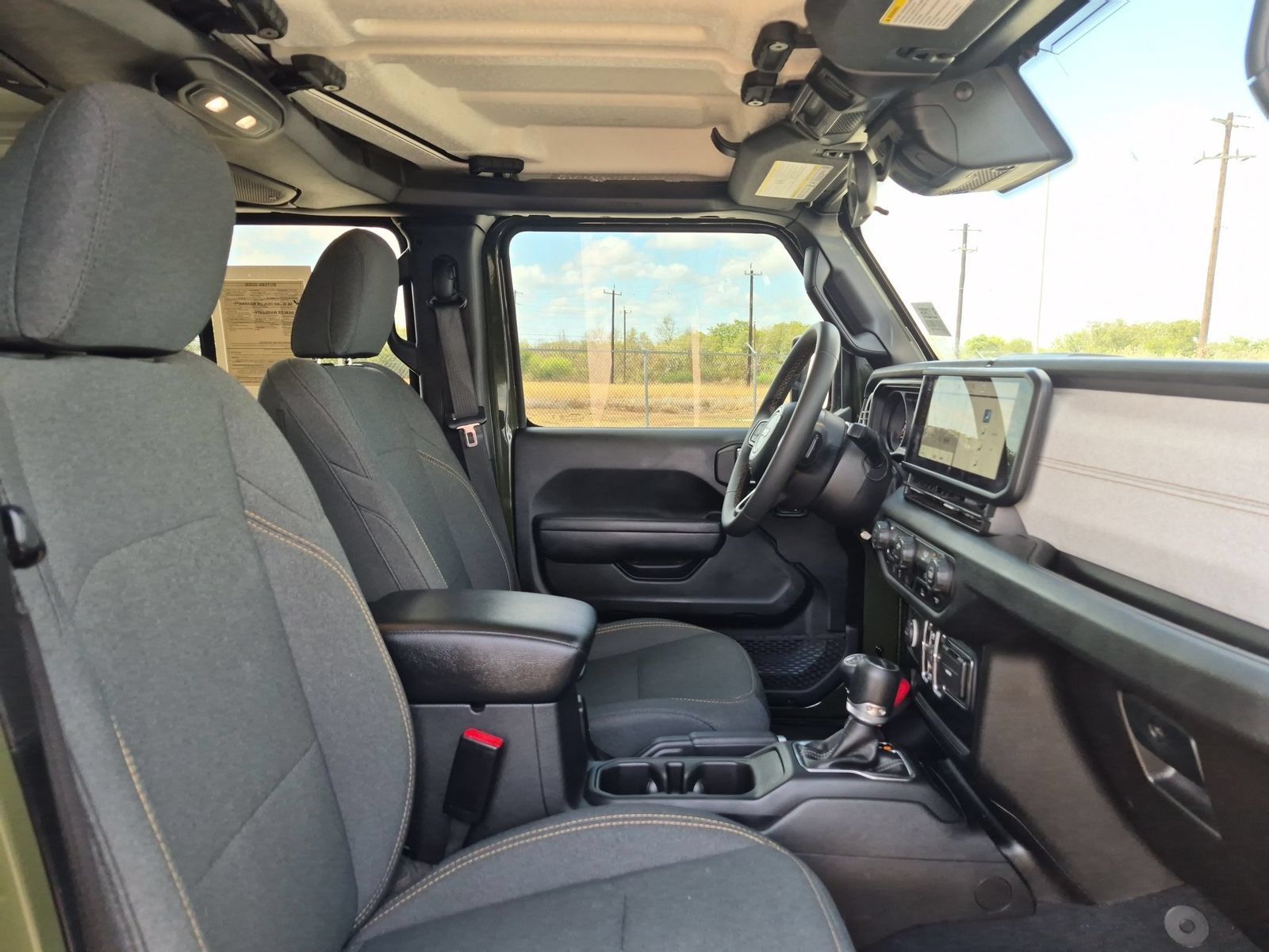 Used 2024 Jeep Gladiator Sport AWD/4WD image 26