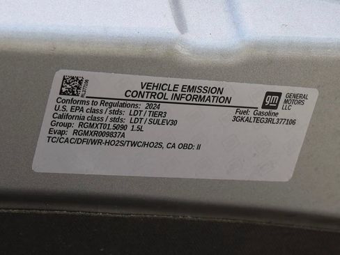 Used 2024 GMC Terrain SLE AWD/4WD image 31