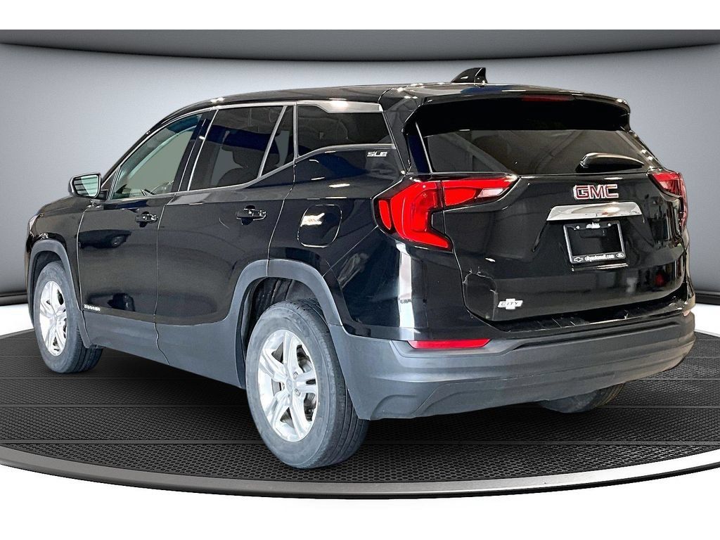 Used 2020 GMC Terrain SLE FWD image 18