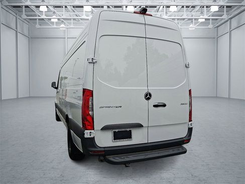 New 2025 Mercedes-Benz Sprinter 3500 image 4