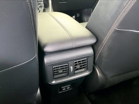 Used 2023 Toyota RAV4 XLE Premium AWD/4WD image 10