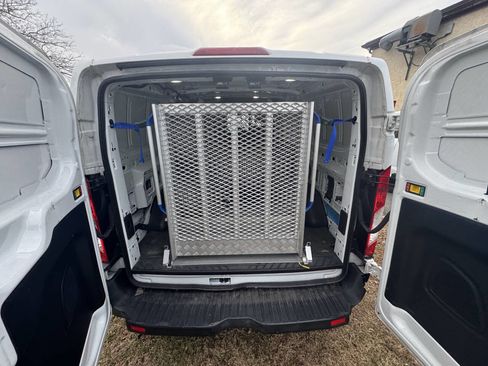 Used 2019 Ford Transit 150 150 3dr SWB Low Roof Cargo Van image 31