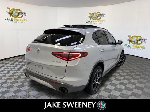 Used 2023 Alfa Romeo Stelvio Ti AWD/4WD image 10