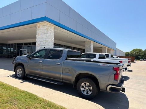 Used 2019 Chevrolet Silverado 1500 LT w/ Texas Edition AWD/4WD image 3
