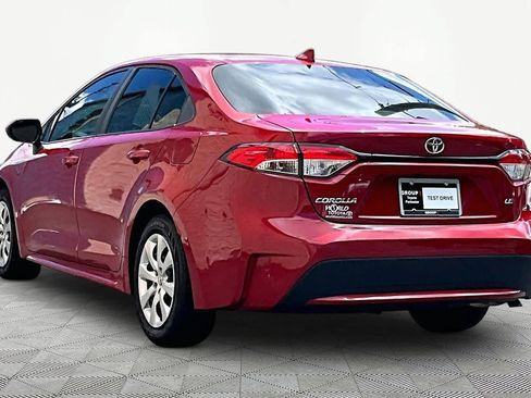 Used 2021 Toyota Corolla LE FWD image 12