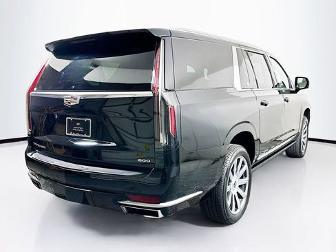 Used 2023 Cadillac Escalade ESV Premium Luxury Platinum AWD/4WD image 10