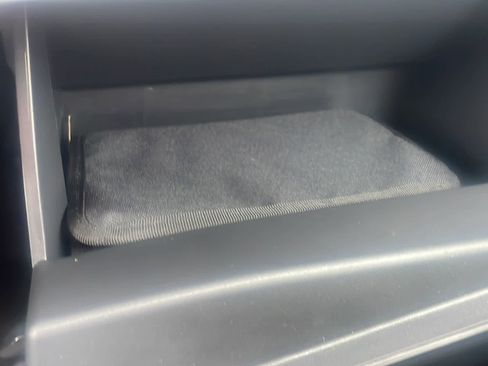 Used 2024 Nissan Rogue S image 16