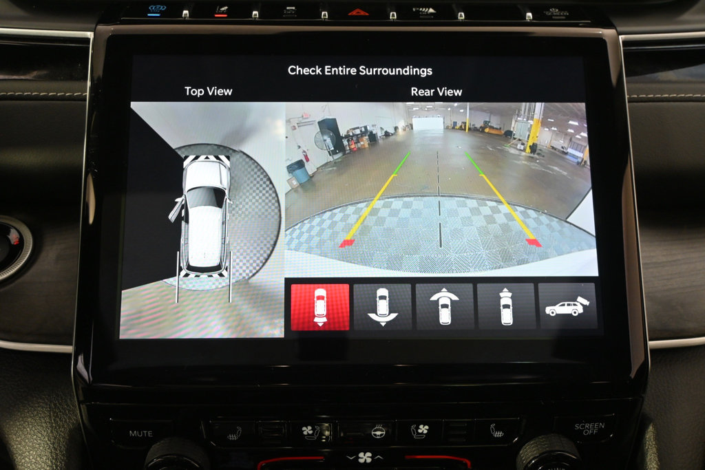 Used 2022 Jeep Grand Cherokee Limited 4xe w/ Luxury Tech Group II AWD/4WD image 28